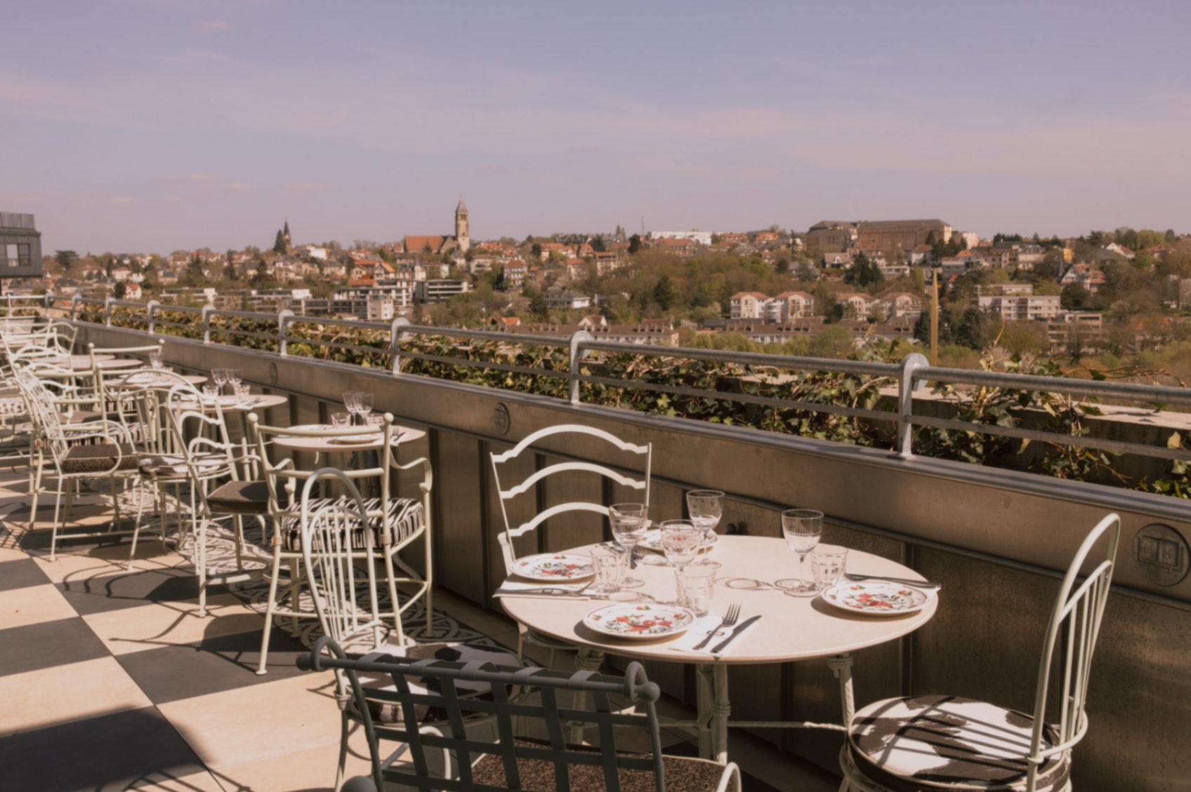 Maison Heler Metz : l’hôtel-œuvre de Philippe Starck, entre rêve, luxe et poésie
